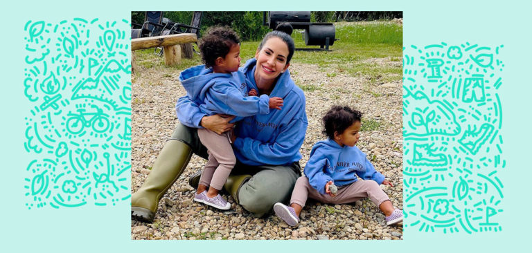 Hope Dworaczyk Smith experiences the great outdoors with her twins in matching blue hoodies.
